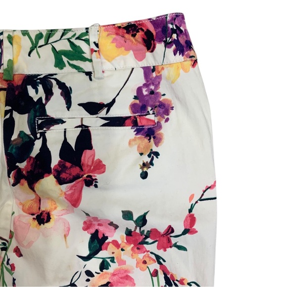 🔸7th Avenue Design Studio floral print capri pants🔸 - Picture 6 of 8